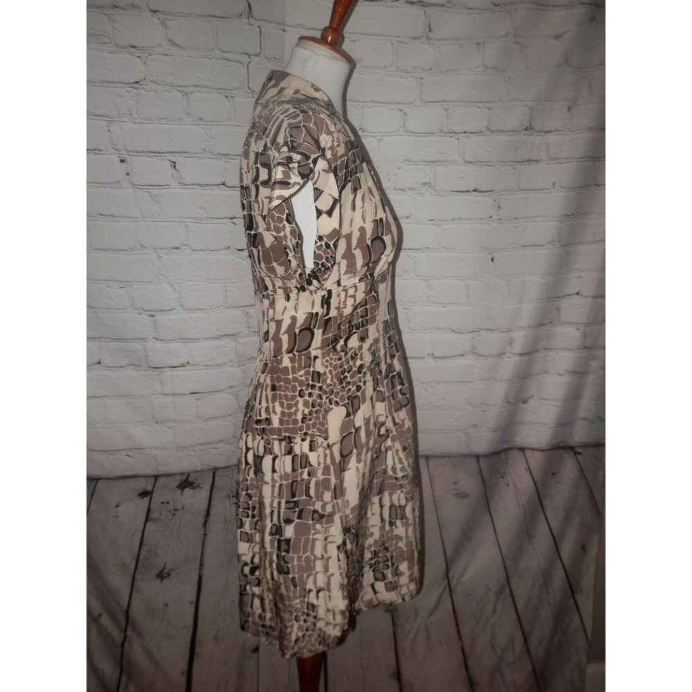 Nanette Lepore Dress Silk 6 Beige Taupe Button Up - Picture 3 of 5
